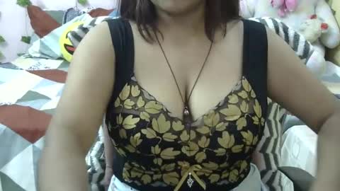 sweet_shivani online show from 5, 10, 2025