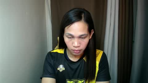 Snapshot of sweet_squirtxxxx chatting on 5, 5, 2026 HI IM MONA AND IM YOUR NEXT WIFE online show from 5, 5, 2026