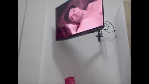 Snapshot of sweet_starxx chatting on 24, 2, 2025 Yeileen online show from 24, 2, 2025