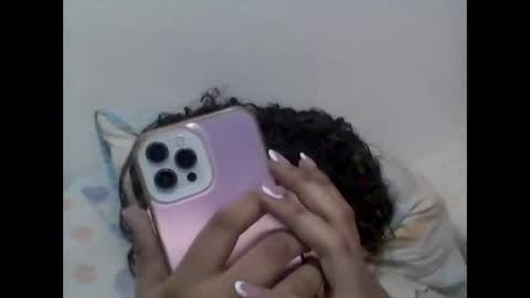 Snapshot of sweet_starxx chatting on 2, 3, 2025 Yeileen online show from 2, 3, 2025