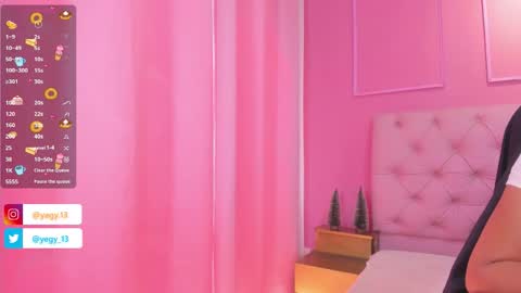 Snapshot of sweet_starxx chatting on 29, 11, 2025 Yeileen online show from 29, 11, 2025