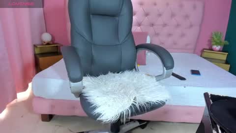 Snapshot of sweet_starxx chatting on 20, 5, 2026 Yeileen online show from 20, 5, 2026