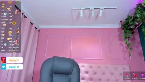 Snapshot of sweet_starxx chatting on 24, 5, 2026 Yeileen online show from 24, 5, 2026
