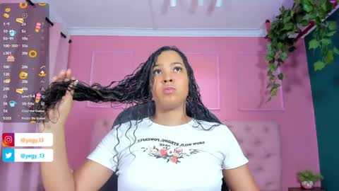 Snapshot of sweet_starxx chatting on 25, 5, 2026 Yeileen online show from 25, 5, 2026