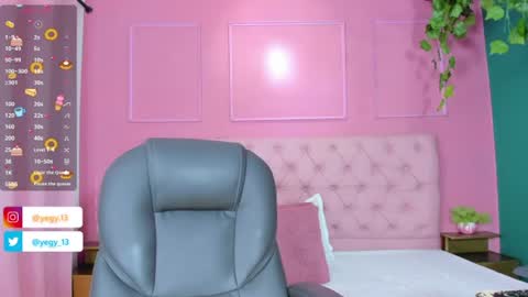 Snapshot of sweet_starxx chatting on 17, 6, 2026 Yeileen online show from 17, 6, 2026