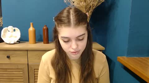 Rebecca online show from 25, 2, 2025
