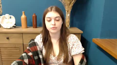 Rebecca online show from 5, 3, 2025