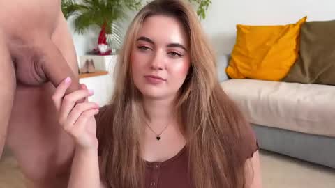 Snapshot of sweet_sugar87 chatting on 2, 5, 2026 ViolaandVince online show from 2, 5, 2026