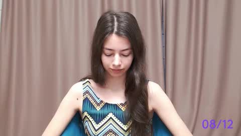 Snapshot of sweet_sweet_angel chatting on 8, 12, 2024 Angel online show from 8, 12, 2024