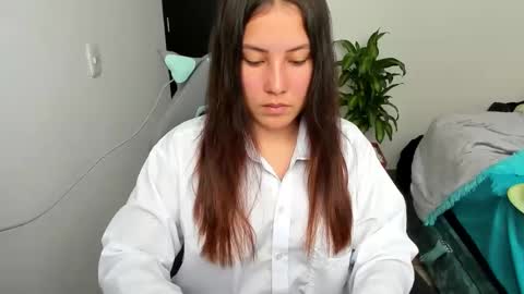 Snapshot of sweet_t33m chatting on 9, 2, 2025 online show from 9, 2, 2025