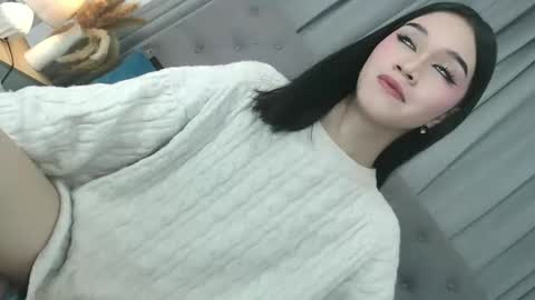 sweet_tatiana28 online show from 15, 4, 2026