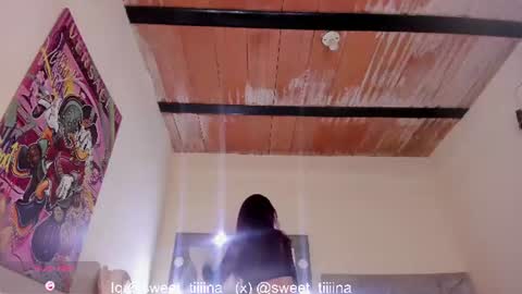 Snapshot of sweet_tiiina chatting on 17, 7, 2026 online show from 17, 7, 2026