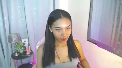 Snapshot of sweet_trishaxx chatting on 24, 9, 2025 Trisha online show from 24, 9, 2025