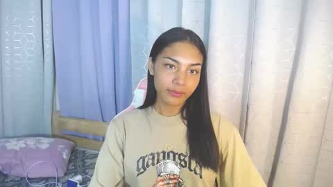 Snapshot of sweet_trishaxx chatting on 2, 10, 2025 Trisha online show from 2, 10, 2025