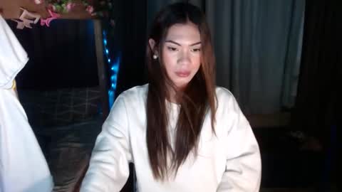 sweet_vell online show from 23, 4, 2026