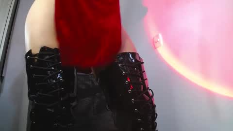 sweet_venus4 online show from 18, 9, 2025