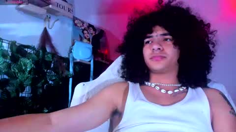 Steven independent model online show from 1, 3, 2025