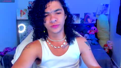 Steven independent model online show from 6, 3, 2025