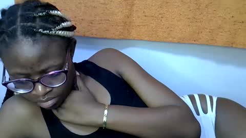 sweet_zarah online show from 19, 2, 2026