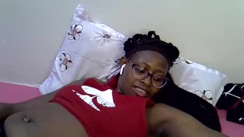 sweet_zarah online show from 19, 4, 2026