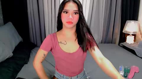 bea takashi  online show from 31, 10, 2025