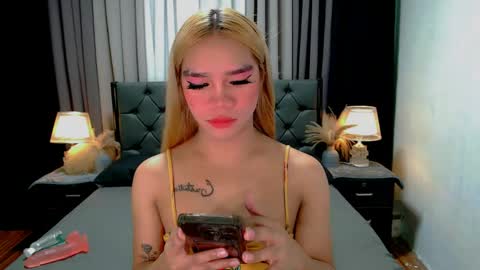 bea takashi  online show from 26, 4, 2026