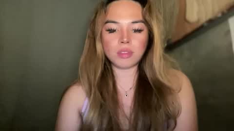 Snapshot of sweetalexa19 chatting on 1, 6, 2026 alexa your one and only queen online show from 1, 6, 2026