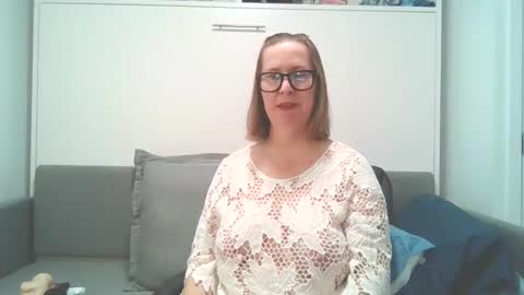 sweetandnaughty123 online show from 14, 1, 2026