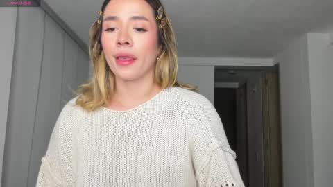 Snapshot of sweetann08 chatting on 19, 1, 2025 Camila online show from 19, 1, 2025