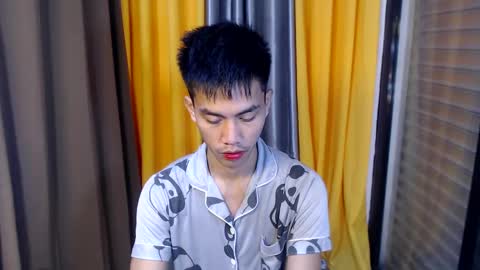 Snapshot of sweetbigcockz chatting on 4, 3, 2025 sweetbigcockz online show from 4, 3, 2025