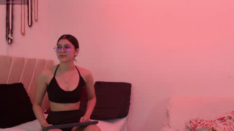 sweetbutspicy online show from 2, 5, 2026