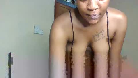 Snapshot of sweetbutterfly99 chatting on 2, 4, 2026 sweetbutterfly99 online show from 2, 4, 2026