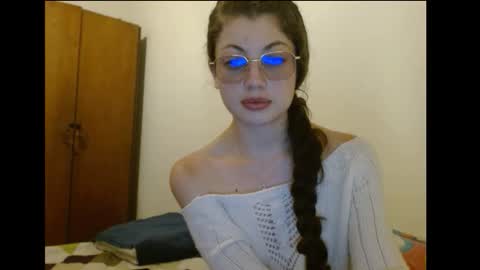 Snapshot of sweetcalm_ chatting on 3, 3, 2026 sweetcalm_ online show from 3, 3, 2026