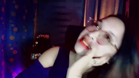 Sweetcaroline2001 online show from 11, 3, 2026