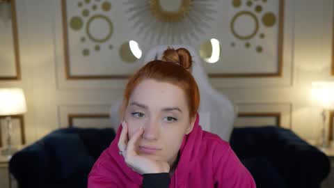 Snapshot of sweetdesiree_ chatting on 5, 12, 2025 Amelia online show from 5, 12, 2025