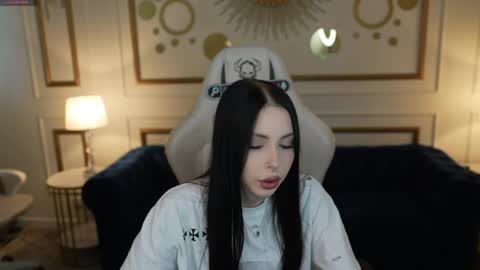 Amelia online show from 27, 5, 2026