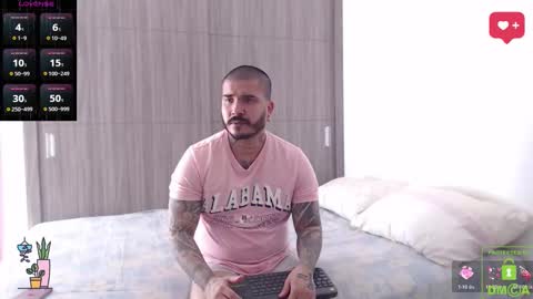 Snapshot of sweetdesires_ chatting on 14, 9, 2025 online show from 14, 9, 2025