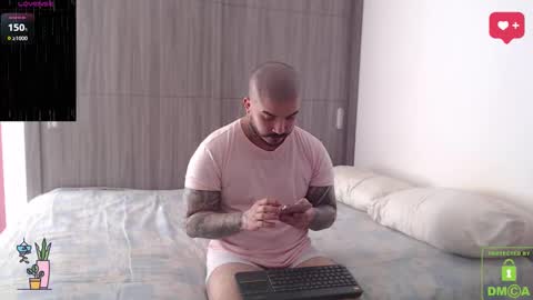 Snapshot of sweetdesires_ chatting on 26, 9, 2025 online show from 26, 9, 2025