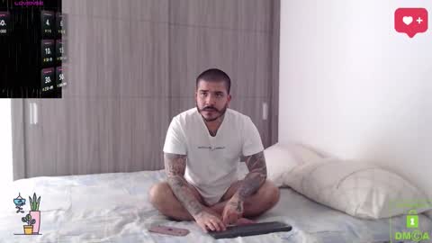 Snapshot of sweetdesires_ chatting on 7, 10, 2025 online show from 7, 10, 2025