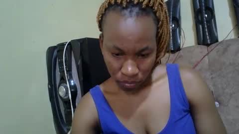 sweetdiva2012 online show from 10, 9, 2025