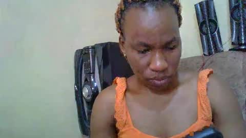 sweetdiva2012 online show from 6, 10, 2025