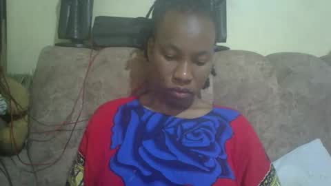 sweetdiva2012 online show from 29, 11, 2025