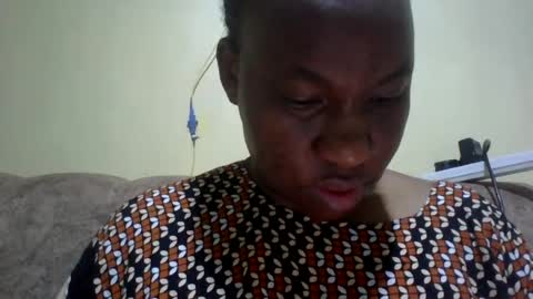 sweetdiva2012 online show from 19, 6, 2026