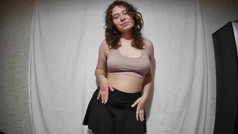 Snapshot of sweetfaina chatting on 16, 11, 2025 sweetfaina online show from 16, 11, 2025