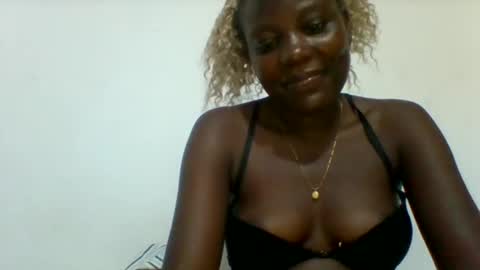 Snapshot of sweetfel chatting on 16, 4, 2026 sweetfel online show from 16, 4, 2026