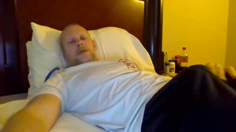 Snapshot of sweetg233 chatting on 1, 12, 2024 sweetg233 online show from 1, 12, 2024