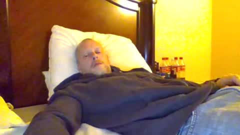 Snapshot of sweetg233 chatting on 24, 1, 2025 sweetg233 online show from 24, 1, 2025