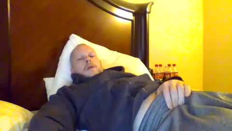 Snapshot of sweetg233 chatting on 24, 1, 2025 sweetg233 online show from 24, 1, 2025