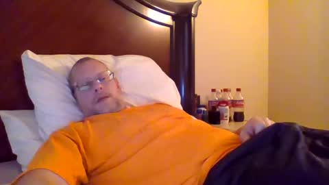 Snapshot of sweetg233 chatting on 12, 2, 2025 sweetg233 online show from 12, 2, 2025