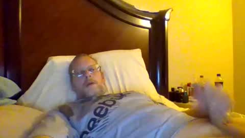 Snapshot of sweetg233 chatting on 23, 10, 2025 sweetg233 online show from 23, 10, 2025